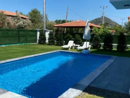 Mugla Dalanda Rent 4 1 Jacuzzi Dreibettzimmer Villa