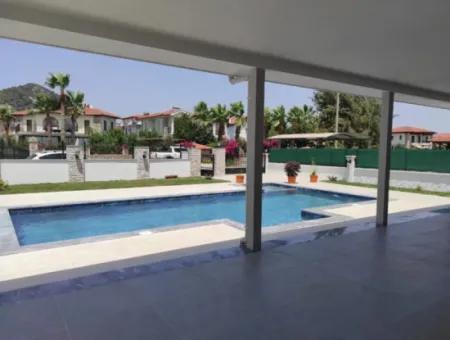 Villa Sarı Dalyan 4+1 Lüks Villas